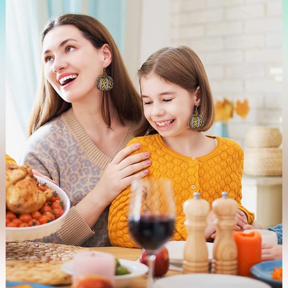 🦃 ✨3 for$20✨NWT Earrings✨ ✨Hand Crafted ✨Artisan!✨ 🍁 - Picture 2 of 8